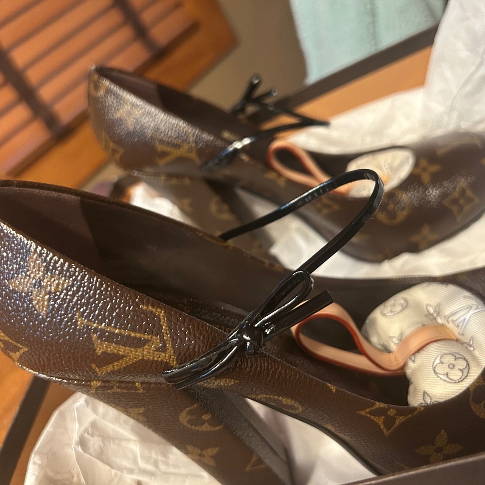 Louis Vuitton vintage shoes size 39